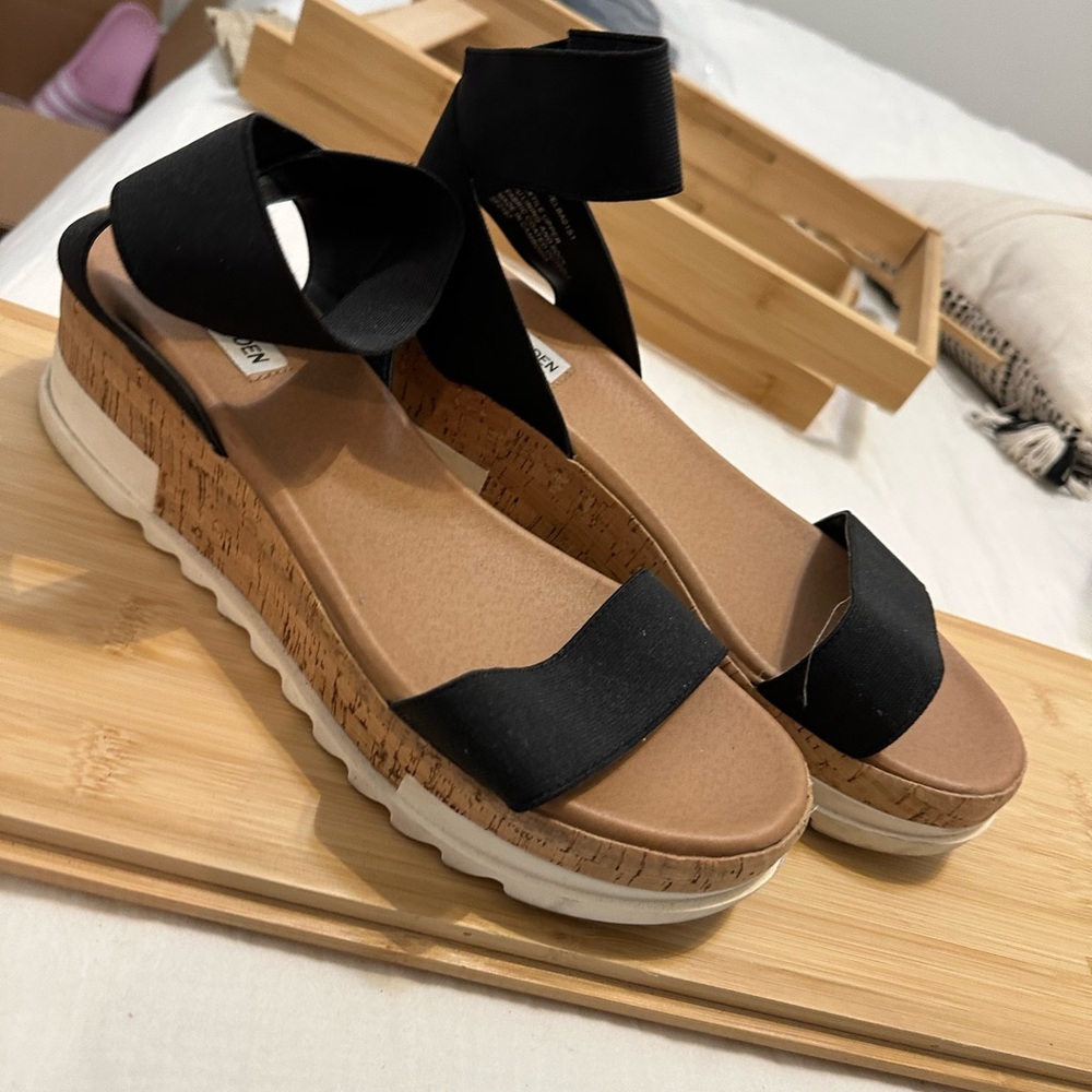 Steve Madden Platform Sandal